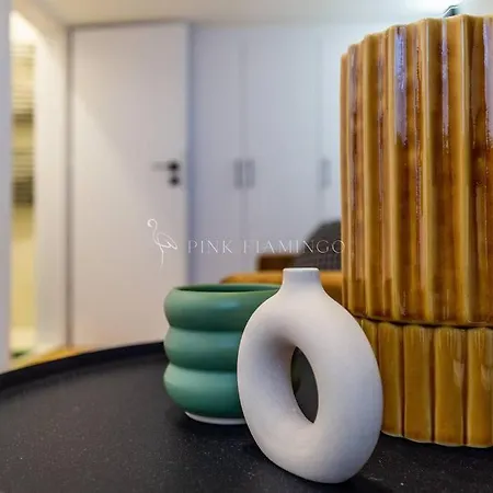 Elegant Near Hungarian Museum By Pink Flamingo *