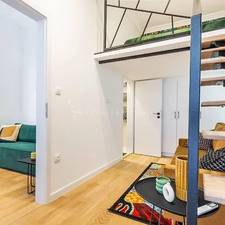 Elegant Near Hungarian Museum By Pink Flamingo Διαμέρισμα Βουδαπέστη