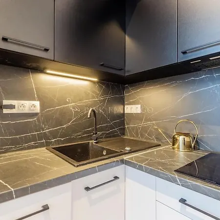 Elegant Near Hungarian Museum By Pink Flamingo Appartement *